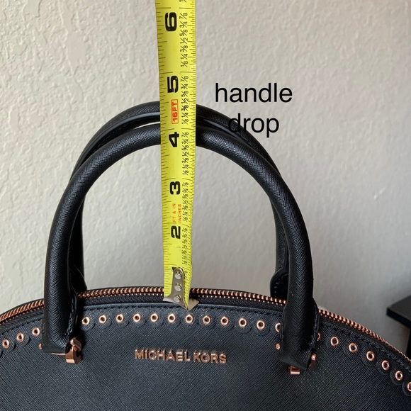 MK satchel - Picture 10 of 11